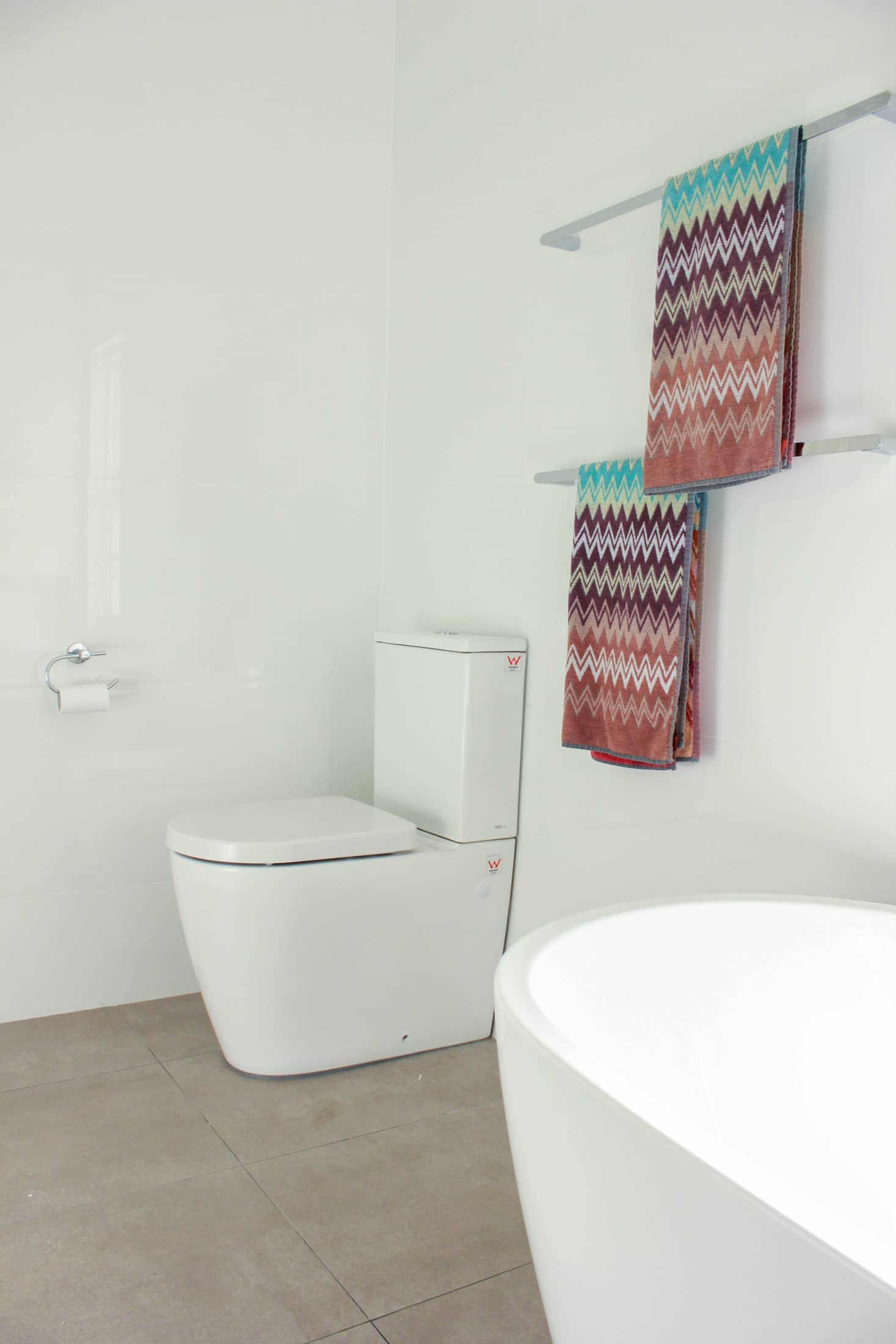 Cbrs Bondi Toilet And Towel Rack