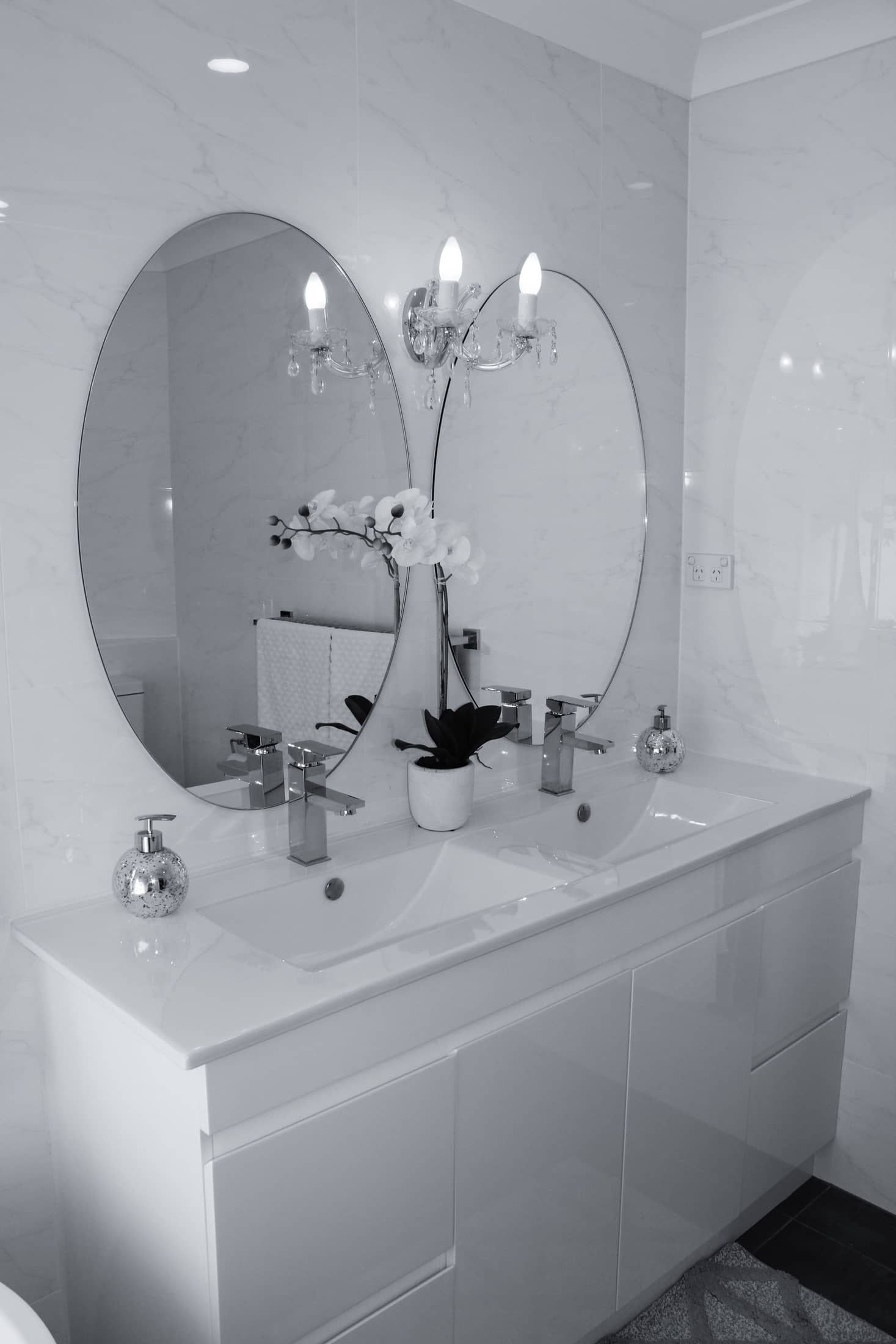 Cbrs Horningsea Park Vanity And Mirrors