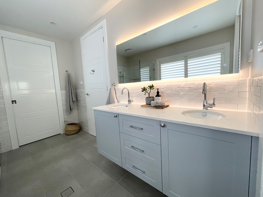 Beaumont Hills Main Bathroom (2)