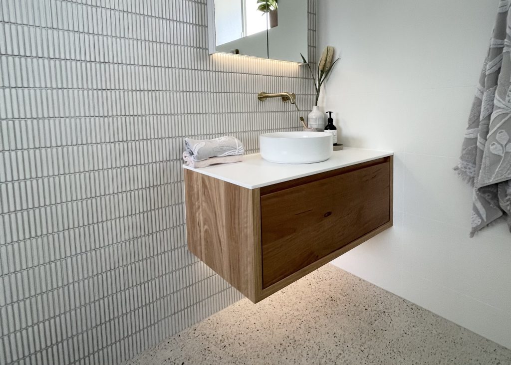 Image 3 Neutral Pallet Hinchinbrook Project