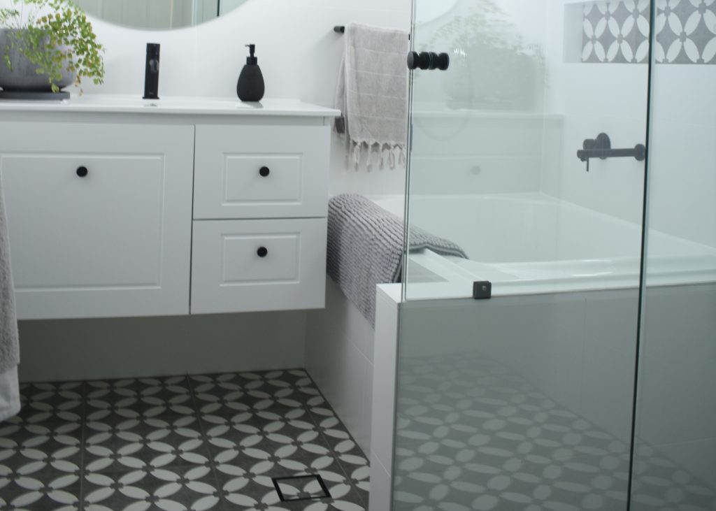 Image 5 Patterned Lurnea Project